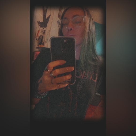 Meet your Posher, Jordan - Picture 2 of 4